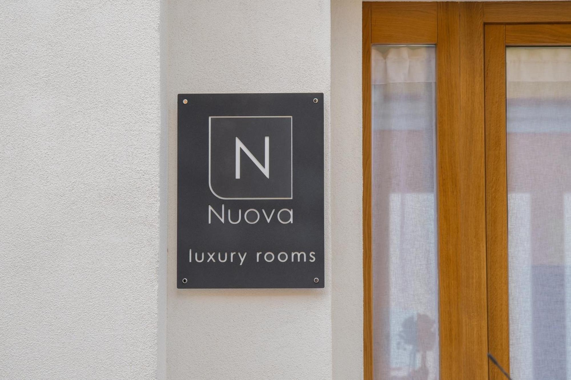 Nuova -Luxury Rooms & Apartment- Olbia Bagian luar foto